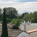 Apartmán Entre Et Ocean, 3 Etoiles, Lumineux Et Calme En Plein Centre-ville