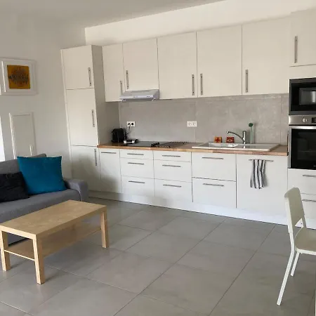 Entre Et Ocean, 3 Etoiles, Lumineux Et Calme En Plein Centre-ville Apartmán *